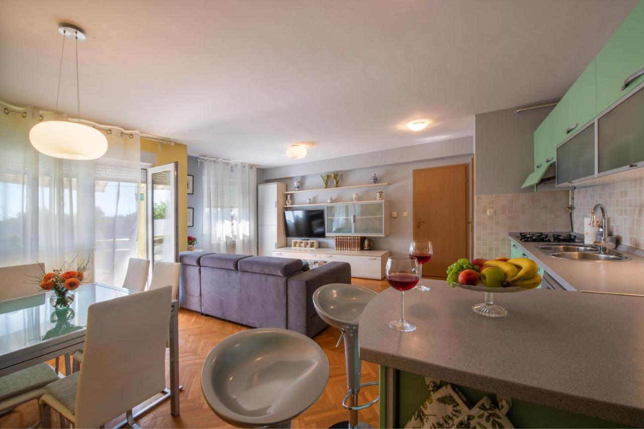 Apartman Silvija 奥西耶克 外观 照片